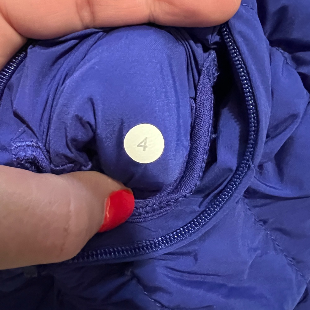 Lululemon fluffed up jacket - Picture 9 of 10